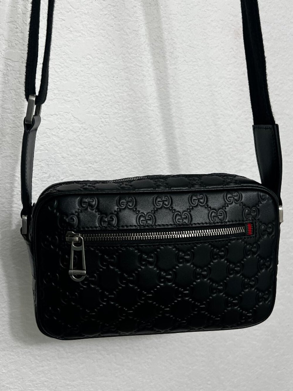 Men's Gucci Crossbody Bag Excellent Condition